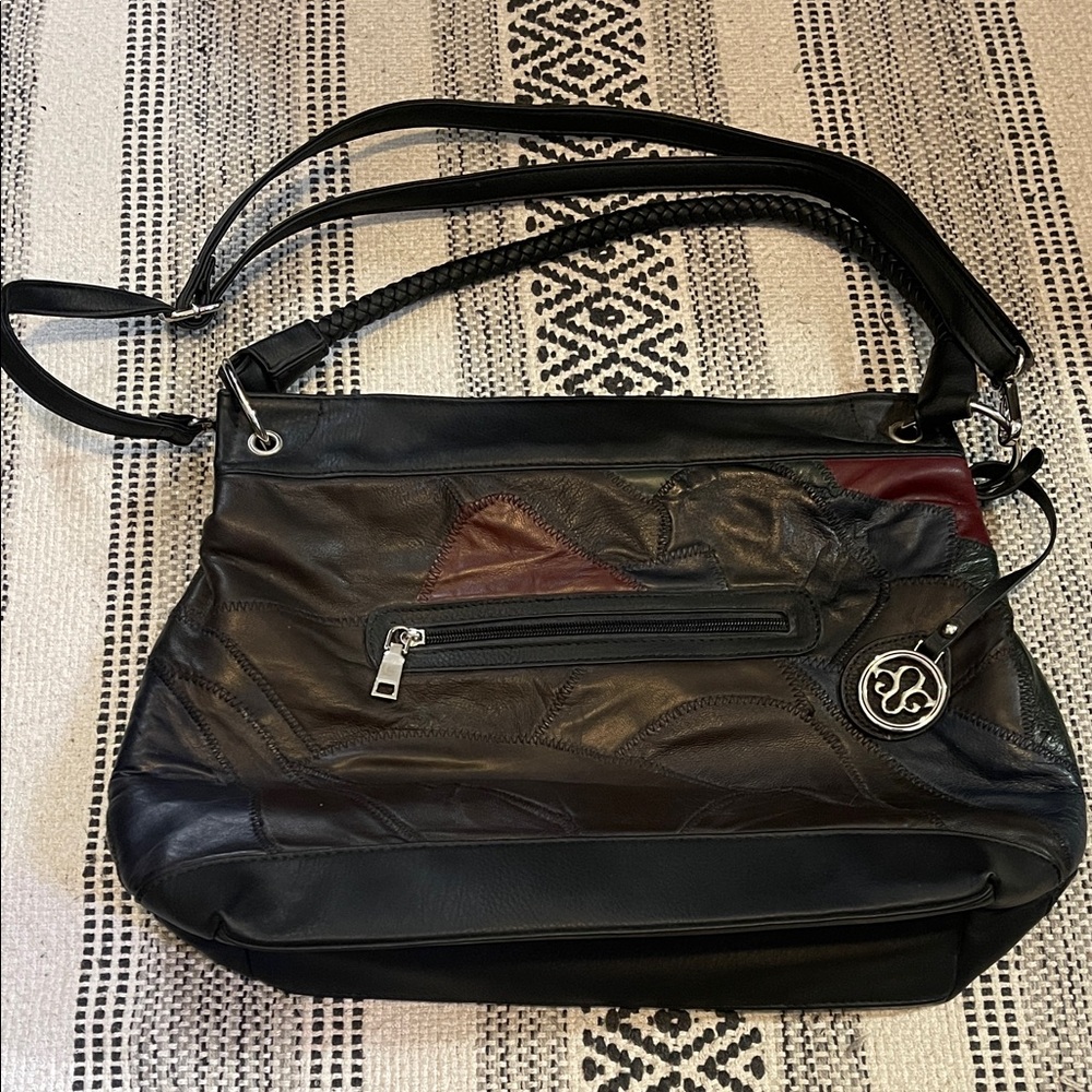 Elegant Black Shoulder Bag